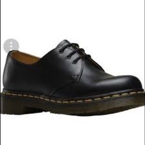 Dr. Marten 3- Eye Oxford Shoe (1461)